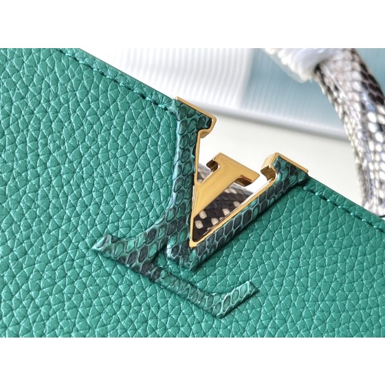 𝐋𝐎𝐔𝐈𝐒𝐕𝐔𝐈𝐓𝐓𝐎𝐍 N80931/M48865 Green Snake Shoulder This Capuchines BB handbag